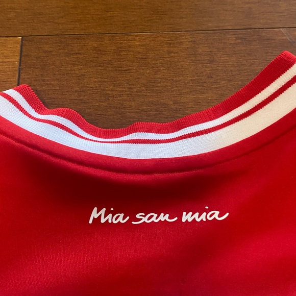 Bayern Munchen 2XL Jersey - Picture 4 of 5